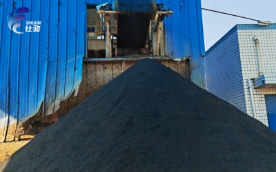 污泥脫水劑輔助工業(yè)設(shè)備降低污泥含水量-青島仕駿